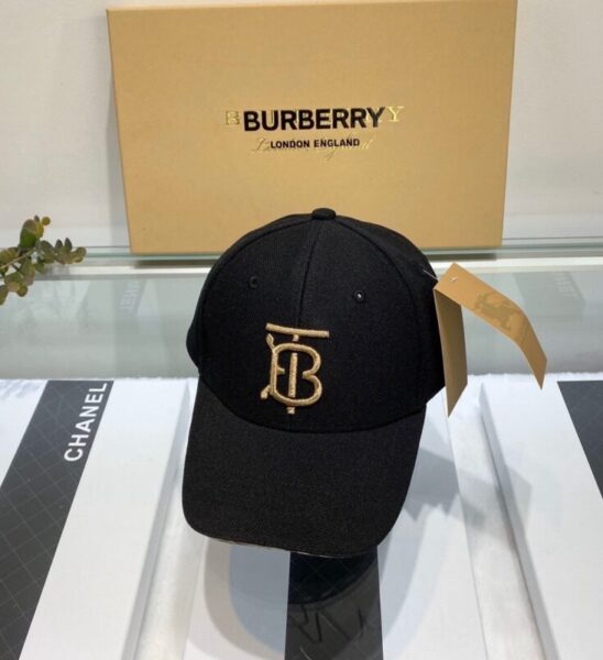 Mũ nam Burberry siêu cấp họa tiết logo màu đen MBB10