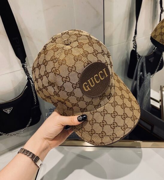 Mũ nam Gucci siêu cấp họa tiết logo chữ vàng MGC10