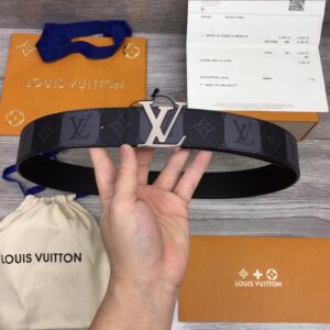 Thắt lưng nam Louis Vuitton like au họa tiết hoa xám đen TLV41