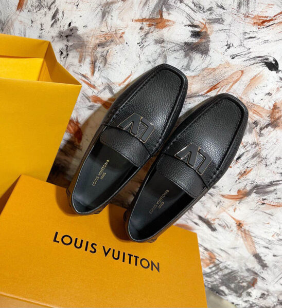 Giày lười Louis Vuitton like au họa tiết chữ logo đen